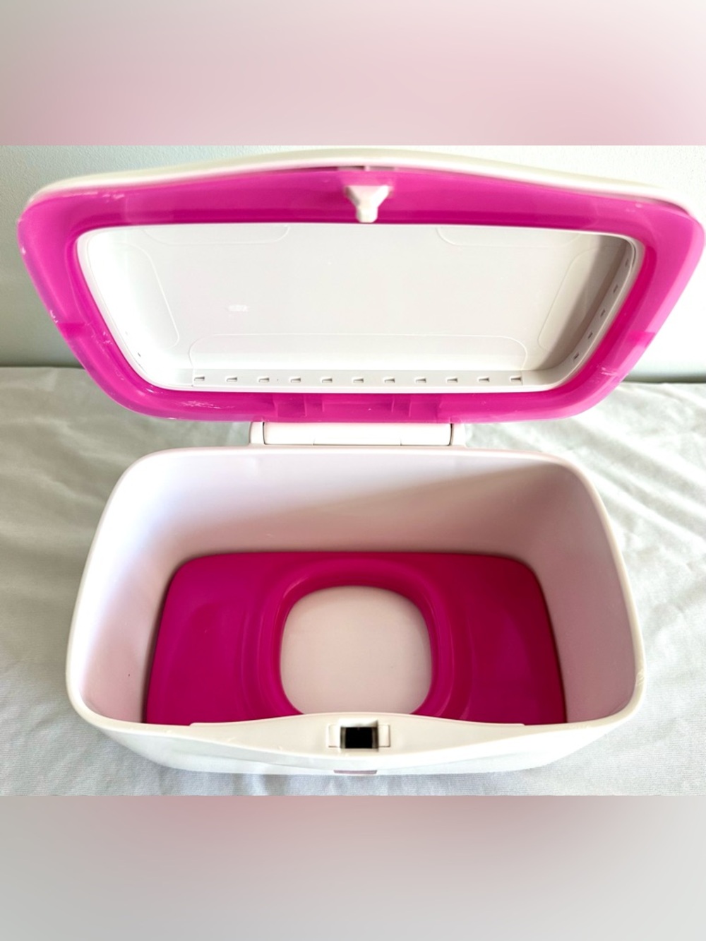 OXO Tot Perfect Pull Baby Wipe Dispenser – Weighted, One-Hand Use, White & Pink - Picture 5 of 8